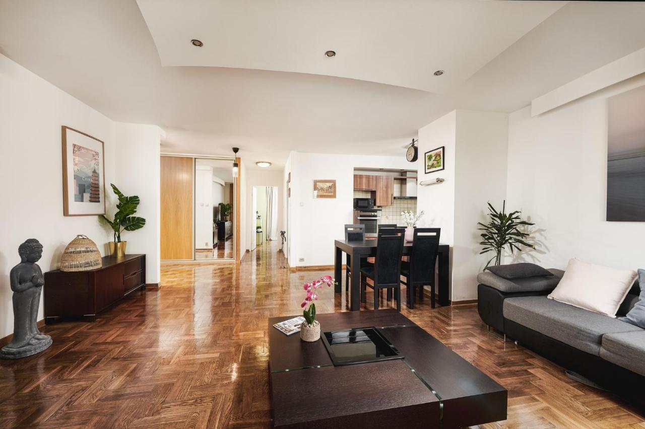 Lumina Spacious Apartment Near The Railway Station Warschau Buitenkant foto