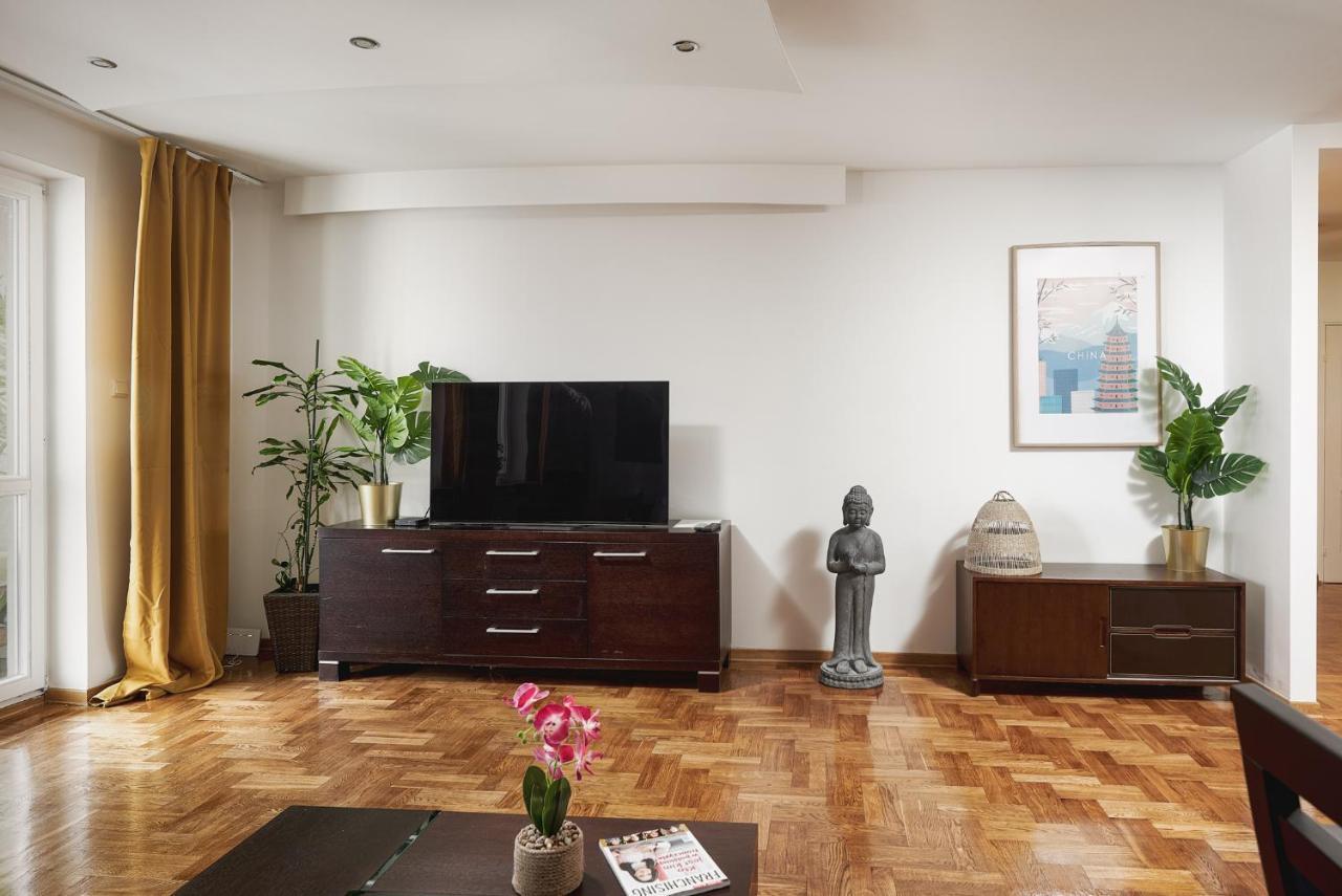 Lumina Spacious Apartment Near The Railway Station Warschau Buitenkant foto